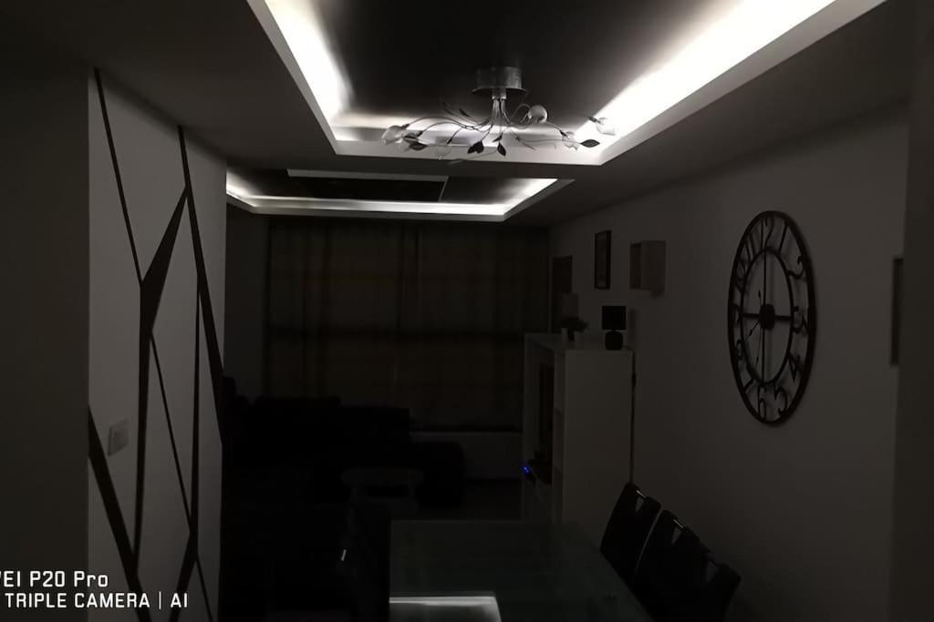 Vue Sur Meuse Avec Jacuzzi Et Sauna Exterieur. Yvoir Exterior foto
